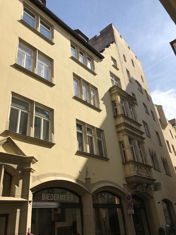 Palazzo Am Dom Aparthotel Regensburg Exterior photo